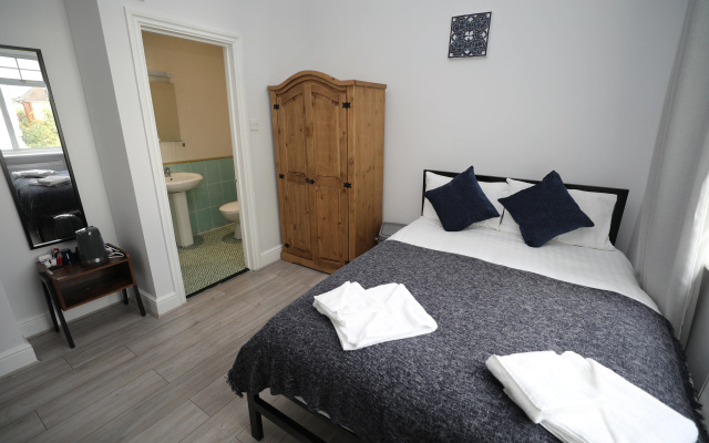 Golders Park Hotel