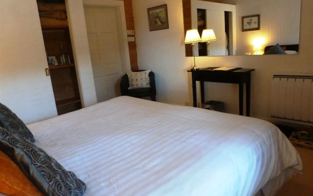 Summer Isles Hotel