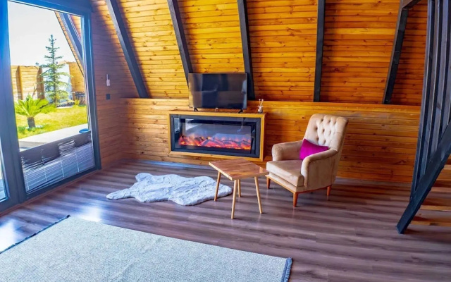 Hira Deluxe Bungalov