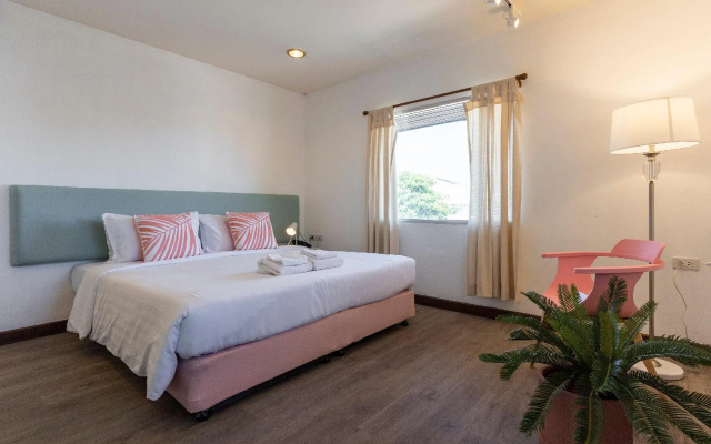Parasol Inn Chiang Mai Old City