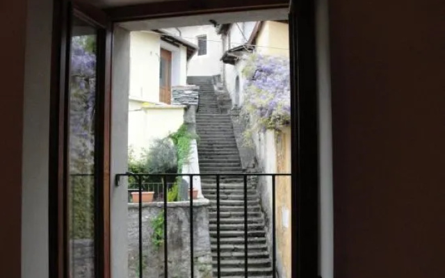 Dal Picasass House