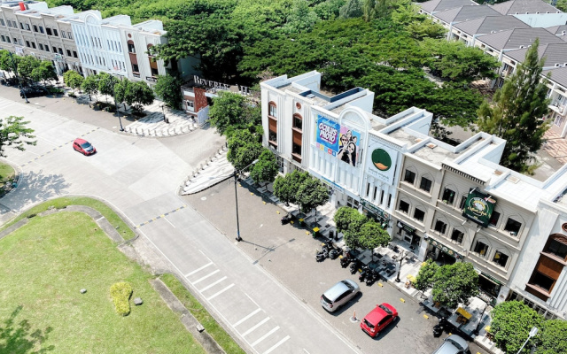 Beautifully Designed And Homey 1Br Apartment Mustika Golf Residence