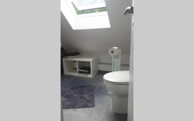 Helle 2-Zimmerwohnung Am Stadtrand (Adults Only)