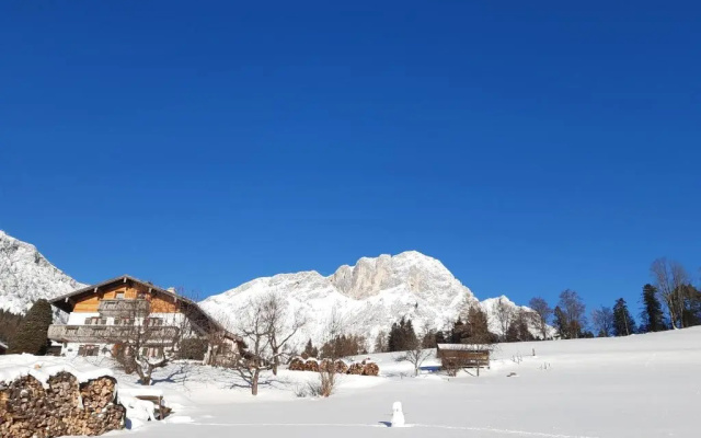 Bauernhof am Fuße des Untersbergs Vorderstiedler