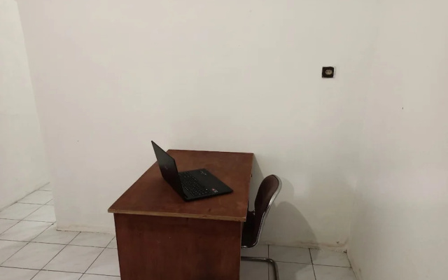 Hotel O Penginapan Hj Lilis 2 Syariah