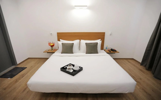 Tiara Gold by OYO Rooms