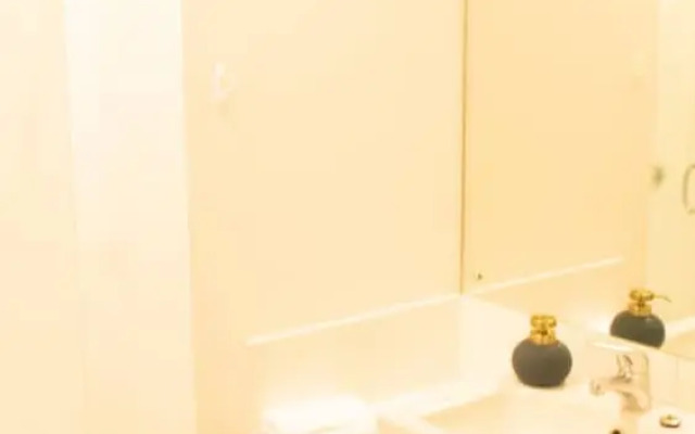 Gorgeous 2 Bedroom Apartment Close to Spark Arena