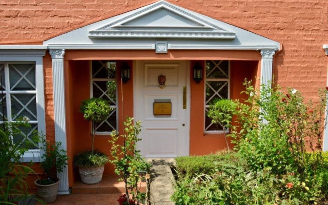 Bridgehouse