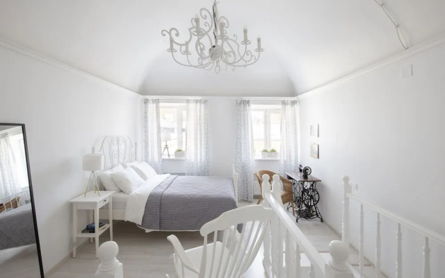 City Of Rivers Kutuzova 2 rooms