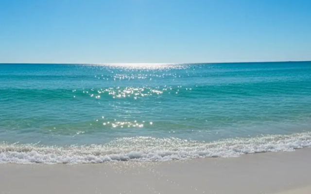 Sandarac by Distinctive Beach Rentals
