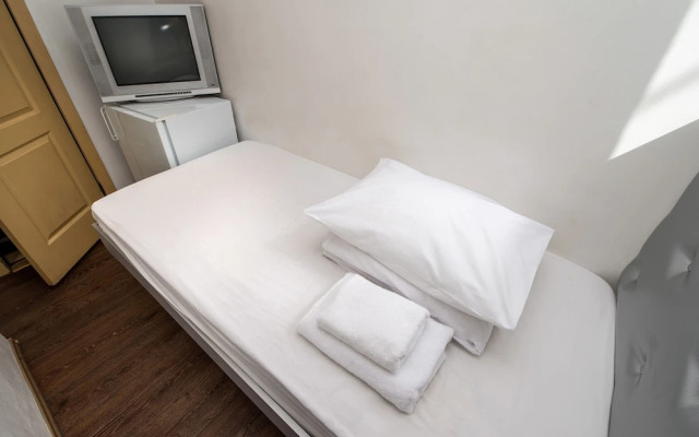 Hotel Parovoz