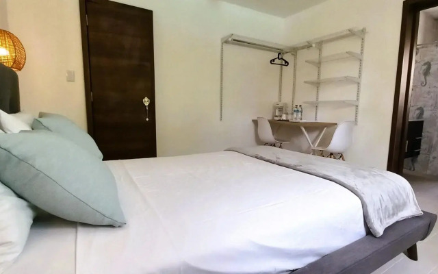 La Piazzetta Suites