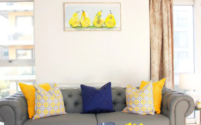 Large luxury 2 bed 2 bath-Pym Court
