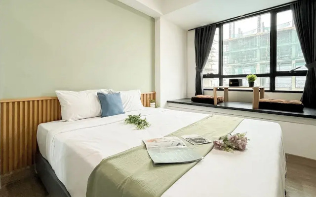 Ivory Studio At Collins Boulevard Apartment