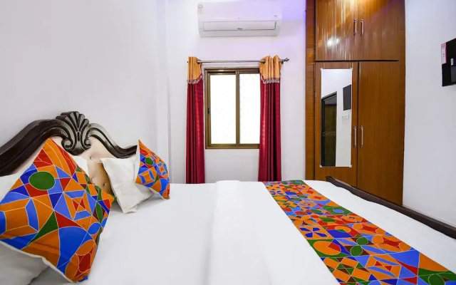Fabhotel Geeta Bhawan