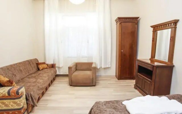 Ligos Guesthouse