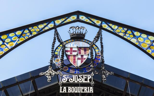 Ramblas Hotel вид на фасад
