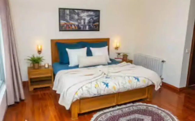 Cozy 4BR Mountain Cottage
