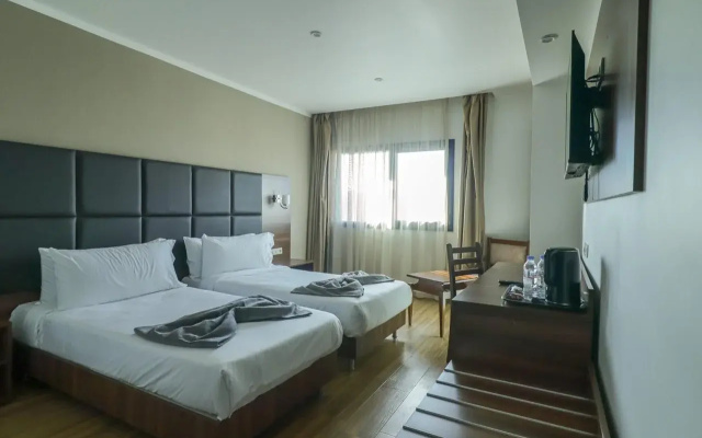 Welcome Hotel