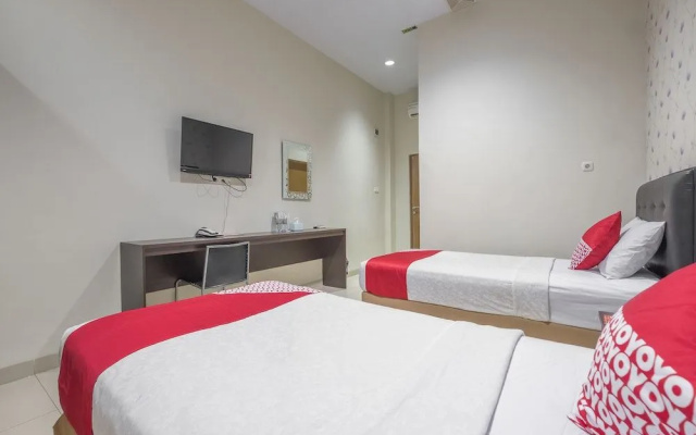 OYO 928 Hotel Astra Novilia