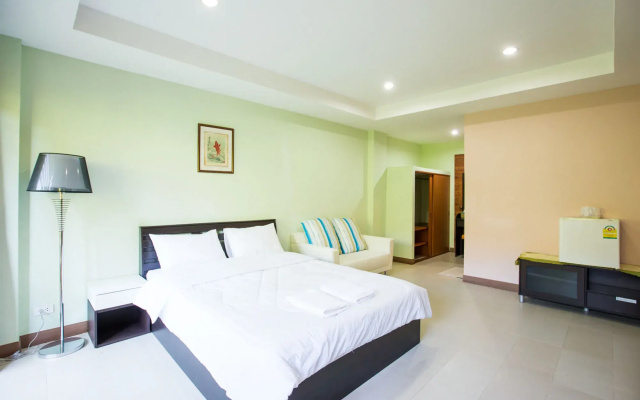 Banlanna Services Apartment