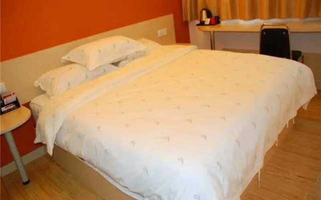 Fairyland Hotel (Kunming Jiaochang Middle Road, Yunnan Police Officer College Store）