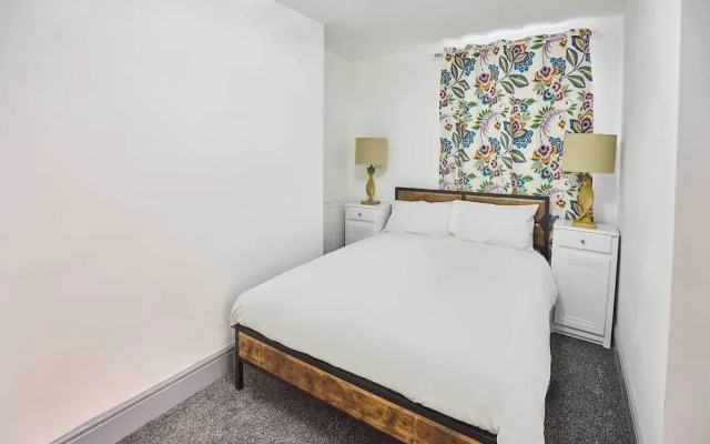Host Stay Emporium Apartment A