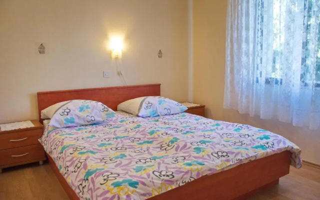 Apartments Mery