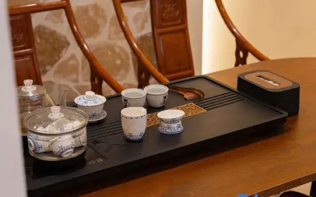 Xichuan Nangang S·LANE Family Hostel · Taoxichuan Jingdezhen