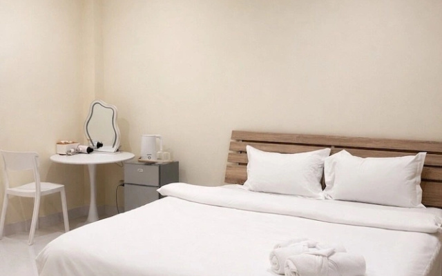 Plana Hotel Pattaya