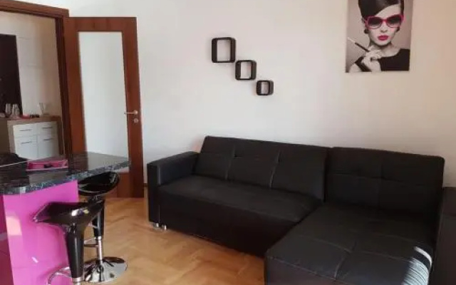 Apartment Lara