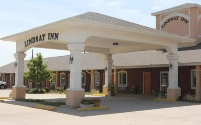 Lindsay Inn