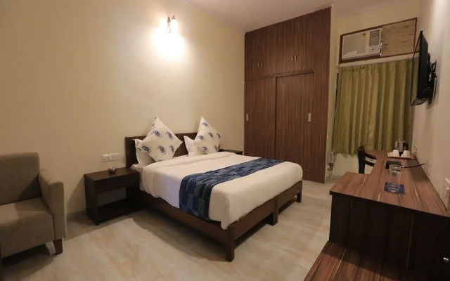 Urban Stays ( Lal Kothi )