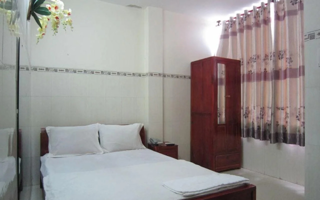 Hong Loan Hotel 4