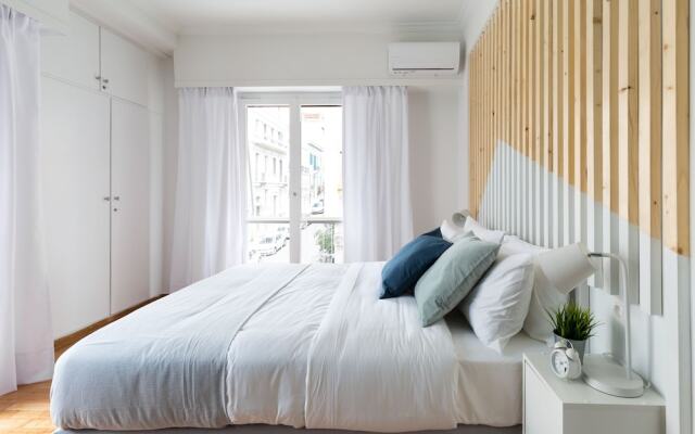 Отель UPSTREET Acropolis Core Bright Modern Apt Афины комната для гостей