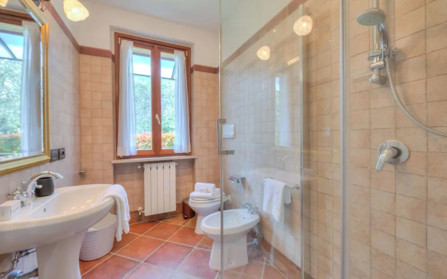 Borgo Belvedere-lake View & Shared Pool