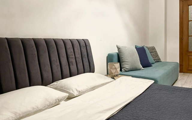 ROMANTIC Apartments-near Opera House 5/8