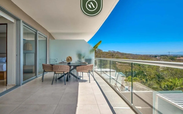 New 3BR Condo - Oceanview Terrace - Private Beach