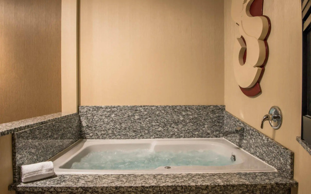 Comfort Suites Monroeville - Pittsburgh East