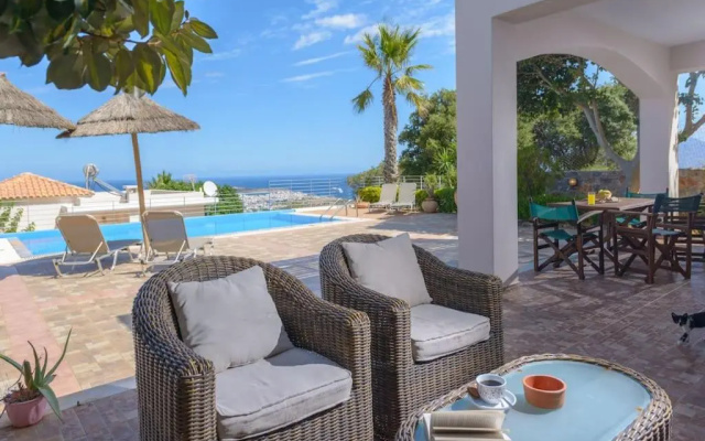 2 Bedroom Villa, Private Pool, Agios Nikolaos