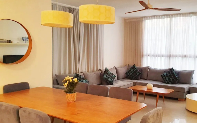 Charming 3 BDR Aptartment Near the Beach TL51