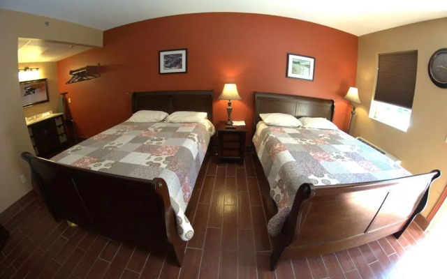 Put in Bay Victory Station Hotel