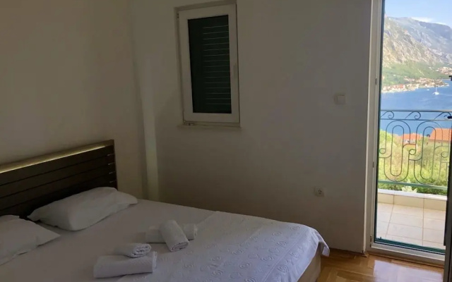 Green Village Kotor