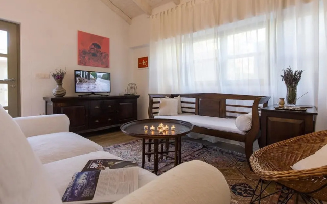 Villa Menta 2