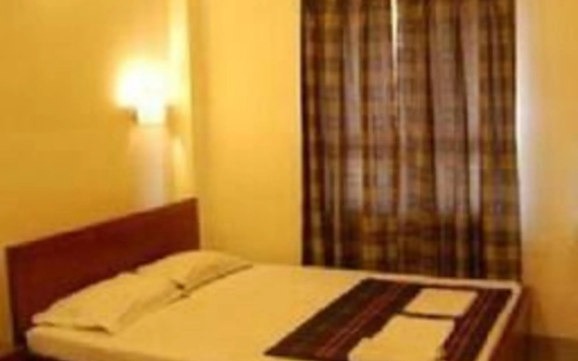 OYO 14085 Sharda Hotel