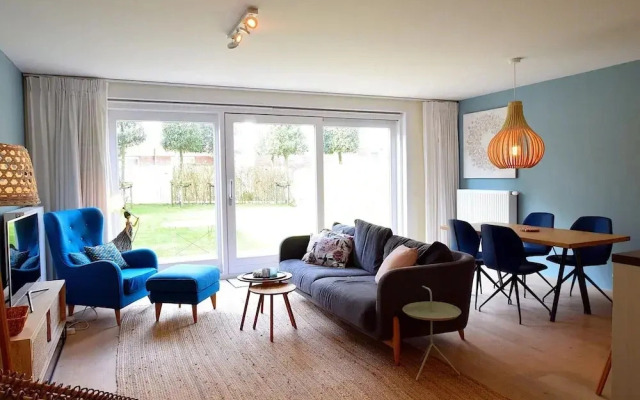 Modern Apartment Near Beach and Garden Views