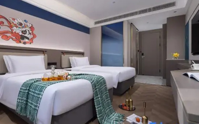 M Designer Hotel (Chengdu International Trade City Branch)
