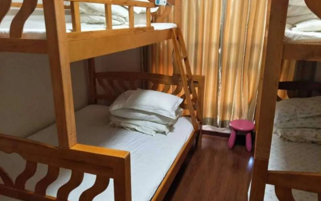 Yi Jia Ren Hostel