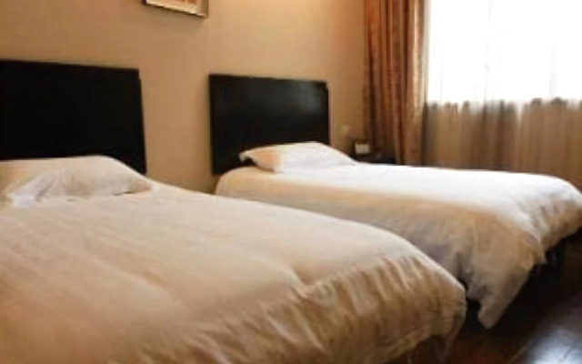 Jitai Hotel (Tongji University Branch)