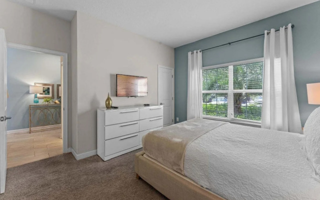 Lovely Family Home - 8 Min to Disney!